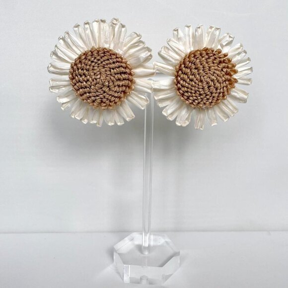 Cynthia Rowley | Cream & tan raffia large 3D woven  fabric flower stud earrings - Picture 3 of 6